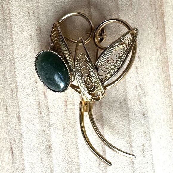 Vintage Gold-Tone Butterfly Brooch with Green Aventurine Cabochon - Picture 2 of 5